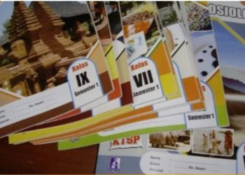 Ketua Koalisi Masyarakat Pancasila Anti Korupsi, M Aris Setiawan, mendesak Penjabat (pj) Wali Kota Langsa, Syaridin, untuk mengambil tindakan tegas terhadap sekolah-sekolah dari tingkat dasar hingga menengah atas yang masih melakukan praktek jual-beli Lembar Kerja Siswa (LKS). Menurut Aris, praktek ini telah meresahkan para wali murid.