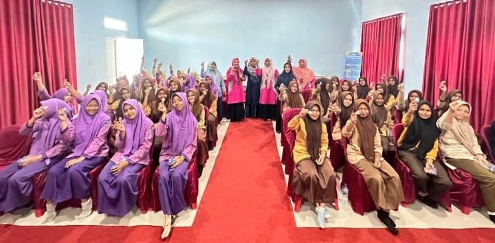 Dukung Program Aksi Bergizi, Puskesmas Gelar Literasi Gizi di SMKN 1 Jeunieb