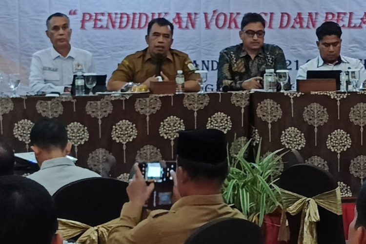 KADIN Aceh Dorong Kolaborasi Industri dalam Penyerapan Lulusan Vokasi