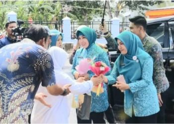 Ketua Umum Tim Penggerak Pusat Ny.Tri Tito Karnavian Kunjungi SLBN 2 Sabang