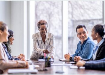 Pentingnya Pemimpin Dikelilingi oleh Orang yang Bijaksana untuk Menghindari Kesalahan Informasi