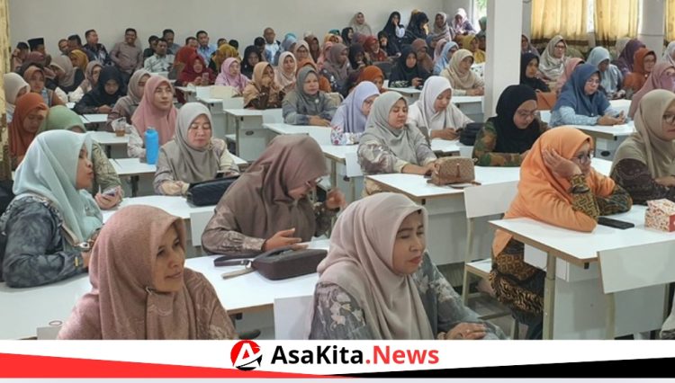 Pelatihan Kombel Tingkatkan Kompetensi Guru di Bireuen Resmi Ditutup