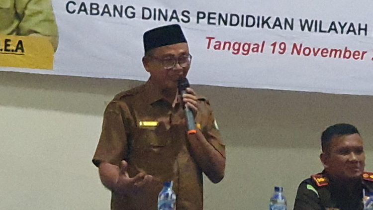 Kekhawatiran Masa Depan: AI Menggeser Peran Otak Manusia dalam Berpikir dan Berkreasi