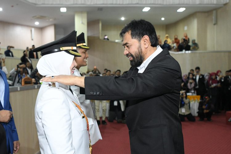 Gubernur Muzakir Manaf Lantik Wali Kota dan Wakil Wali Kota Banda Aceh