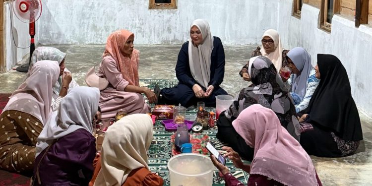 Ketua TP PKK Aceh Ziarah dan Bersilaturahmi di Seunudon