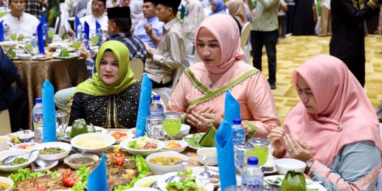 Pererat Silaturrahmi, Marlina Muzakir Gelar Buka Puasa Bersama Ketua TP PKK se-Aceh