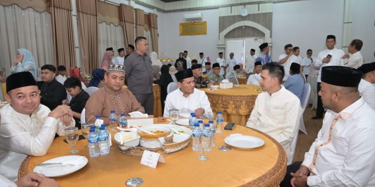 Khidmat dan Penuh Keakraban Halal bi Halal Bersama Wagub Fadhlullah