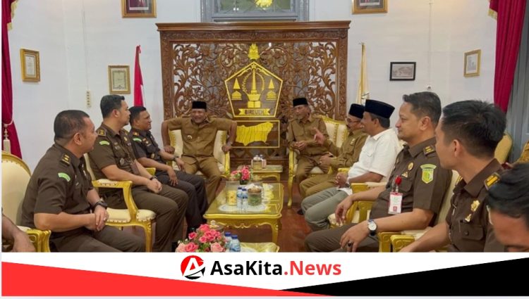 Kajari Bireuen dan Jajaran Silaturahmi dengan Bupati