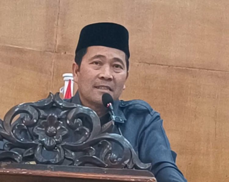 Haili Yoga Menangis di Muswil Ke-3 IGI Aceh Kenang Jasa Guru