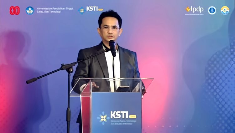 Kepala ARC USK Menjadi Pembicara dalam Konvensi Sain, Teknologi dan Industri Nasional 2025