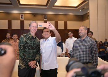 Sebut Sawit Aceh Bebas Deforestasi, Wagub Ajak Perusahaan Global Investasi di Aceh 