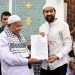 Gubernur Mualem Kukuhkan Abu Paya Pasi Sebagai Imam Besar Mesjid Raya Baiturrahman