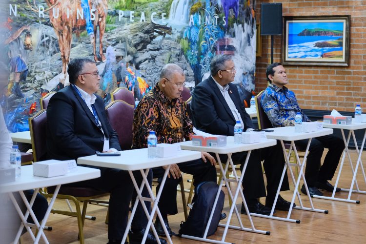 Wakil Gubernur Aceh bersama Wali Nanggroe Aceh dan Akademisi Bertemu SBY Bahas 20 Tahun Perdamaian Aceh dan Revisi UUPA