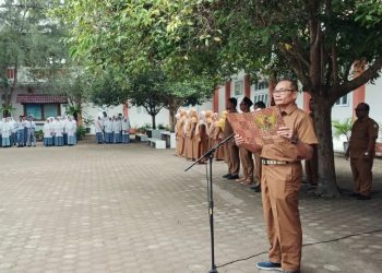 Kacabdin Bireuen Ingatkan Pelajar SMAN 1 Kuala Bahaya Merokok