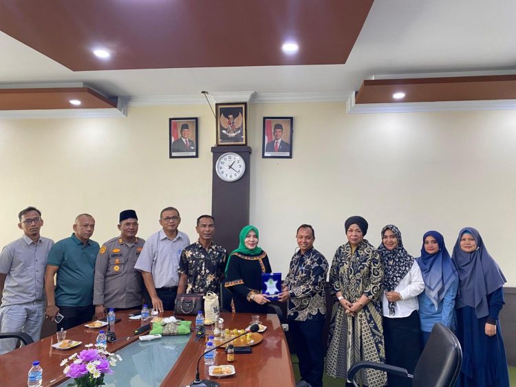 Bunda Salma Kunjungi Fakultas Kedokteran Universitas Almuslim Bireuen , Tegaskan Komitmen Dukung Pembangunan