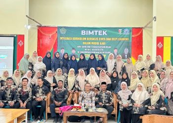 MTsN 2 Aceh Besar Bersama Rangkang Guree Meurunoe Gelar Bimtek Kurikulum Berbasis Cinta dan Deep Learning