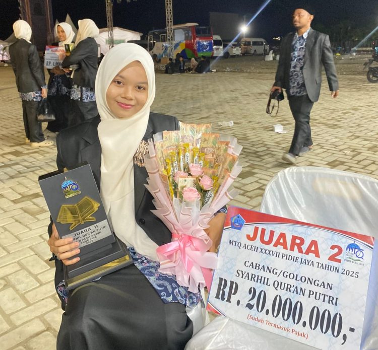 Siswi SMAN 1 Nurussalam Perwakilan Kafilah Aceh Timur Raih Juara di MTQ Ke-37 di Pijay