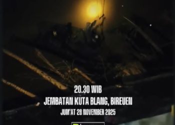 WAKIL WALI KOTA LANGSA MENGUNAKAN DRUM DI BELAH DUA MENYEBERAGI SUNGAI KUTA BLANG BERSAMA WARGA LAINYA