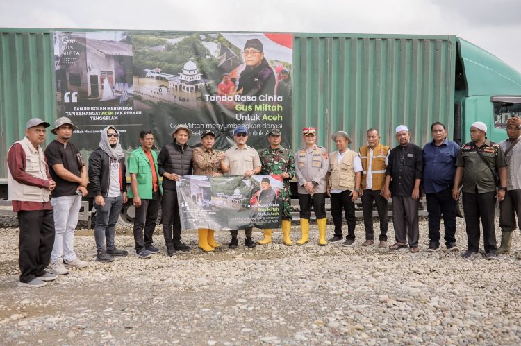 Solidaritas dan Cinta Gus Miftah: Salurkan Bantuan Pribadi Rp 1 Miliar untuk Korban Banjir di Aceh dan Padang