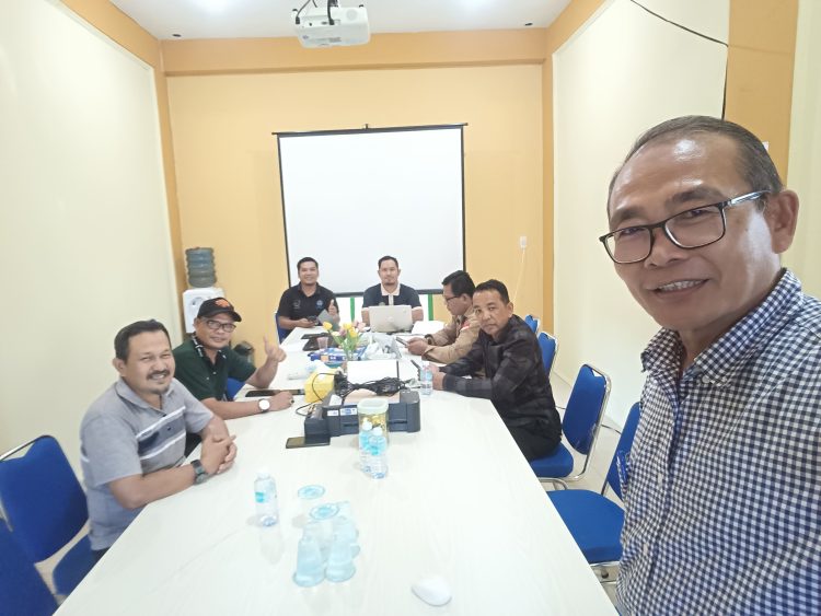 Rektor Universitas Al Washliyah Darussalam Banda Aceh Terima Kunjungan Kacabdin Bireuen dan Kepala SMA Pidie