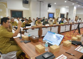 Sekda Aceh Gelar Rapat dengan Dunia Usaha Dukung Tanggap Darurat Bencana