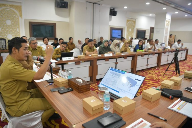 Sekda Aceh Gelar Rapat dengan Dunia Usaha Dukung Tanggap Darurat Bencana