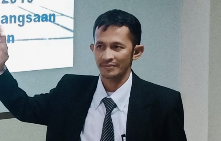 Pendidikan Kehilangan “Rasa”: Ketika Negara Membiarkan Guru Takut Mendidik