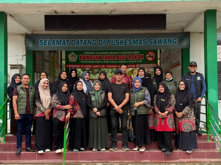 Turun ke Puskesmas Sawang, Bunda Salma Serahkan Bantuan dan Dengarkan Kisah Haru Tenaga Medis