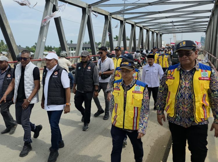 Pulihkan Konektivitas, Kementerian PU Segera Bangun Permanen Jembatan Krueng Tingkeum