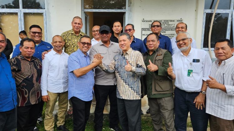 Ketua MWA,Safrizal ZA Satukan Tangan Rektor USK & Rektor USK Terpilih