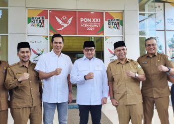 Sekda Aceh Pimpin Rapim Percepatan APBA 2026, Lanjut Sambut Menekraf di Bandara SIM