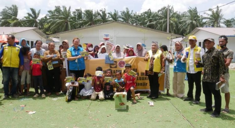 Sebanyak 84 Penghuni Huntara di Belakang Kantor Bupati Aceh Tamiang Terima Bantuan dari Partai Perjuangan Aceh