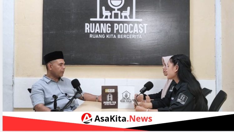 Kadisdik Aceh Bicara Masa Depan Pendidikan di Podcast SMKN Penanggalan, Dua Siswi Jadi Pewawancara