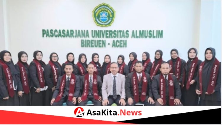 Puluhan Guru, Kepala Sekolah dan Pengawas dari Aceh Tamiang Selesaikan Pendidikan S-2 di Universitas Al Muslim