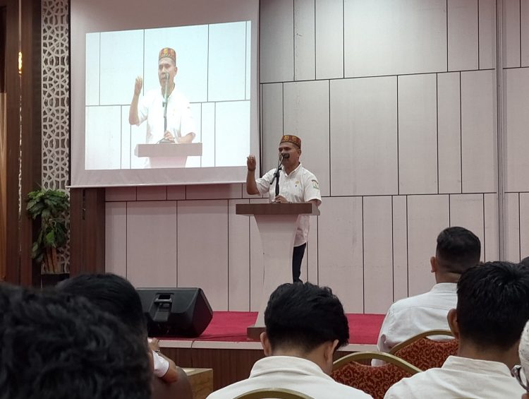 Halal Bihalal Disdik Aceh, Murthalamuddin Ingatkan ASN Harus Melayani dengan Hati