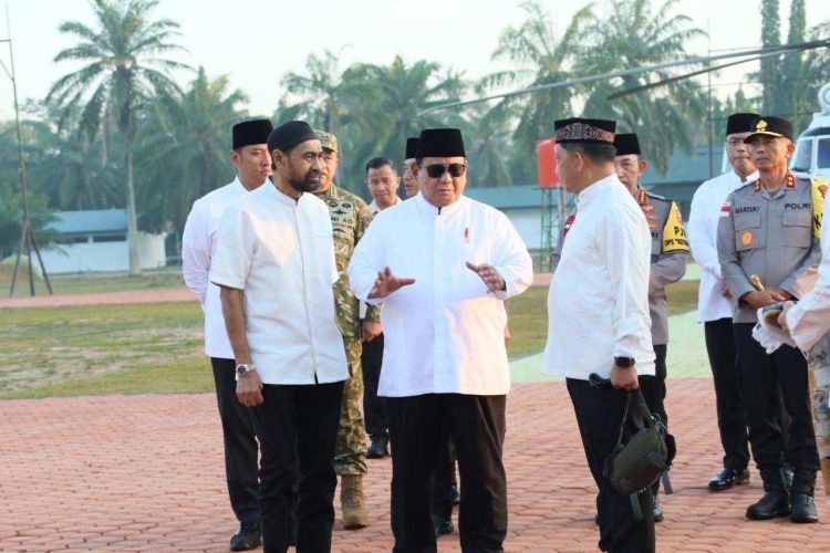 Presiden Prabowo Subianto Shalat Idul Fitri di Aceh Tamiang, Gubernur dan Wagub Tampil bersama Sambut Kunjungan