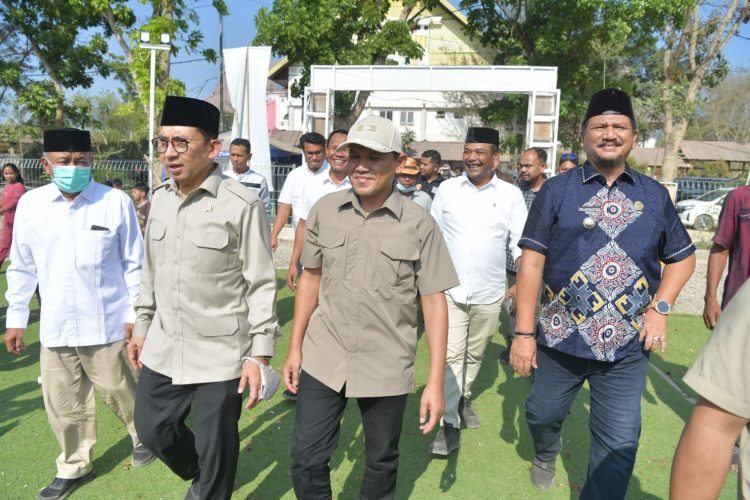 Wagub Aceh Dampingi Menteri Kebudayaan Kunjungi Seniman, Anak Yatim dan Warga Huntara di Aceh Tamiang