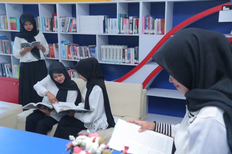Perpustakaan UUI Terakreditasi A, Fasilitas Modern Dukung Mahasiswa Berprestasi