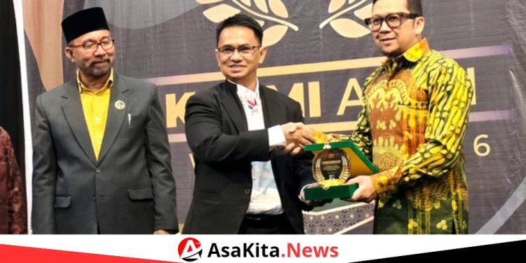 Dr. Syaifullah Muhammad Raih KAHMI Award 2026 atas Dedikasi Hilirisasi Industri Nilam Aceh