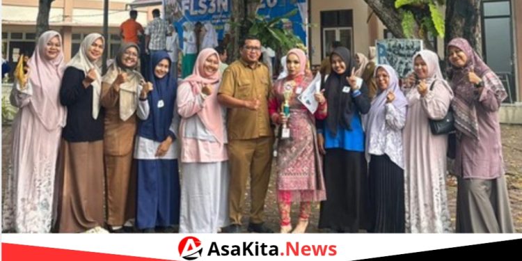 Siswi SMKN 1 Peusangan Sabet Juara di FLS3N Tingkat Cabdin Bireuen