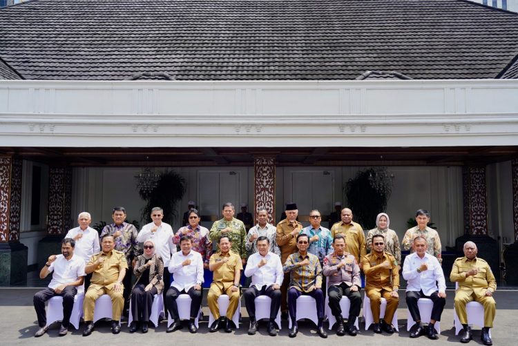 Mualem Hadiri Silaturahmi Bersama Menko Polkam, Dorong Harmonisasi Pusat-Daerah