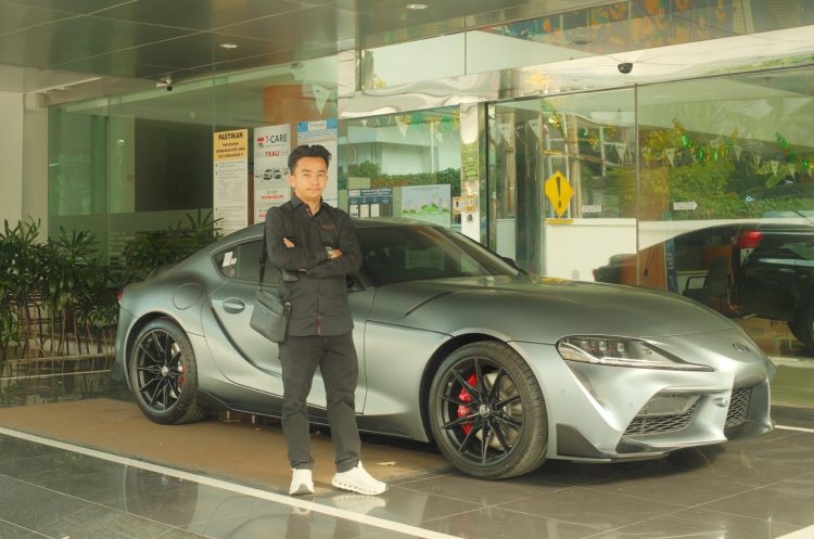 Dominasi Posisi Pertama Google: Kisah Inspiratif Blogger dan Pakar SEO Wujudkan Mobil Impian