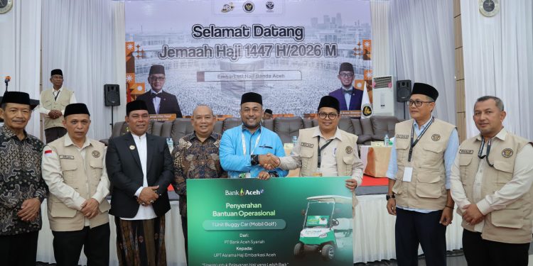 Bank Aceh Serahkan Buggy Car untuk Permudah Mobilisasi Jamaah di Asrama Haji Embarkasi Aceh