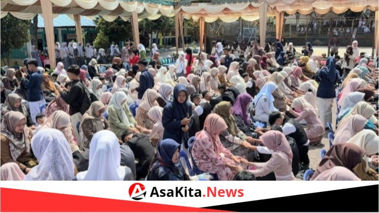 SMAN 2 Timang Gajah Gelar Tradisi Berpeumunge atau Malunakni Ku Ureng Tue