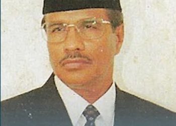 Profesor Doktor Ibrahim Hasan: Gubernur Visioner yang Membangun Aceh dengan Ilmu dan Integritas