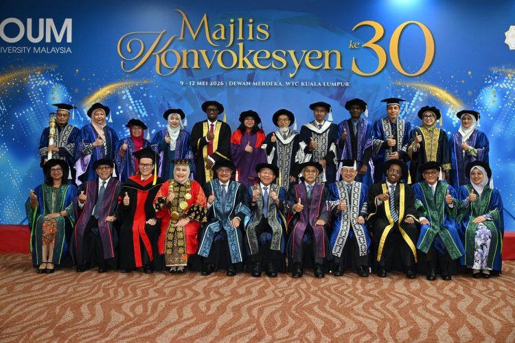 Rektor Universitas Deztron Indonesia Dikukuhkan sebagai Profesor Adjunct OUM Malaysia, Harumkan Nama Aceh di Kancah Internasional