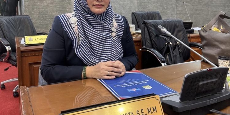 Anggota DPRA Nora Idah Nita Harap Percepatan Penyelesaian Jembatan Kutablang Demi Kelancaran Ekonomi Masyarakat