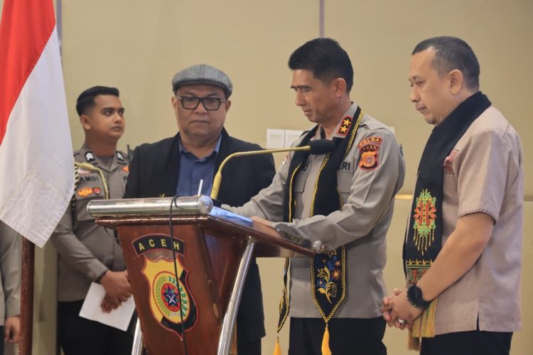 Kapolda Aceh Luncurkan Buku “Polda Aceh Meutuah: Sabe Ta Jaga Aceh Mulia”, Perkuat Sinergi Budaya dan Kamtibmas