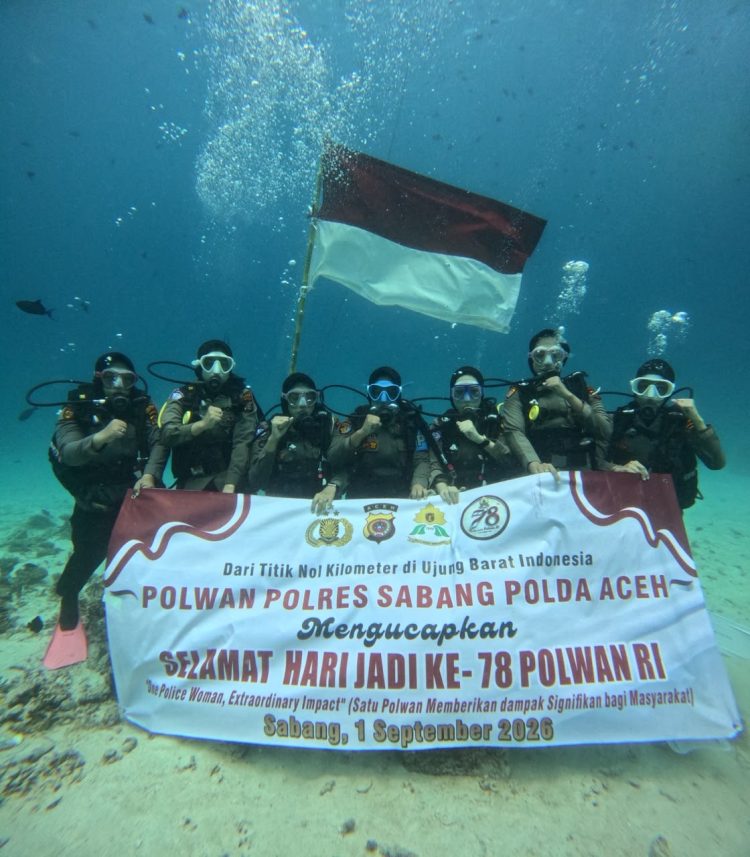 Peringati Hari Jadi ke-78, Polwan di Aceh Promosikan Wisata Bahari Sabang Lewat Diving