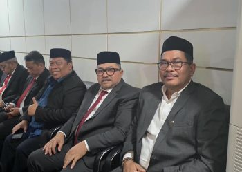 Hadir di Paripurna DPRA, Kadis PUPR Aceh Mawardi Terima Usulan Abuwa untuk Peningkatan Jalan Pidie Jaya
